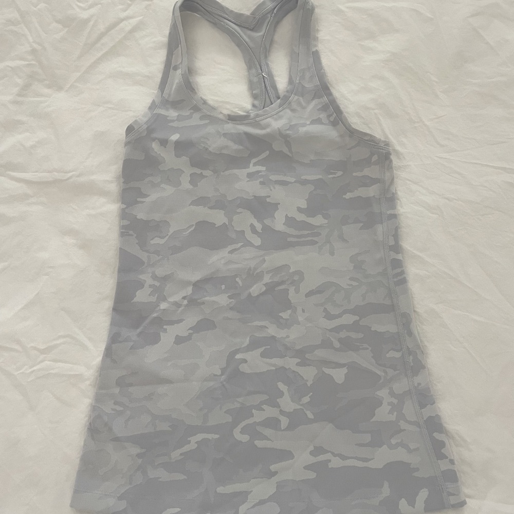 Grey camo Lululemon tank